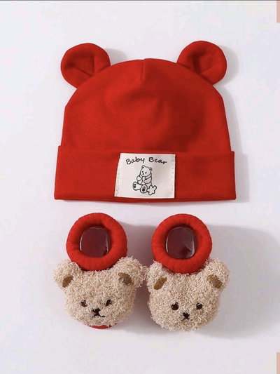 Set Gorro + medias 3 a 9 meses