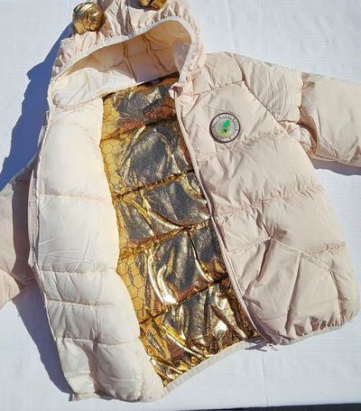 Campera beige con luz