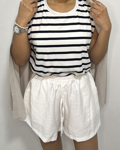 SHORT MADRILEÑO (blanco)