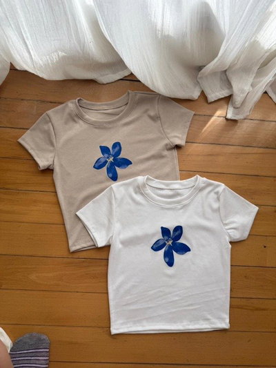 Baby Tee | Flor Azul