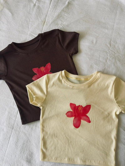 Baby Tee | Flor Rosa
