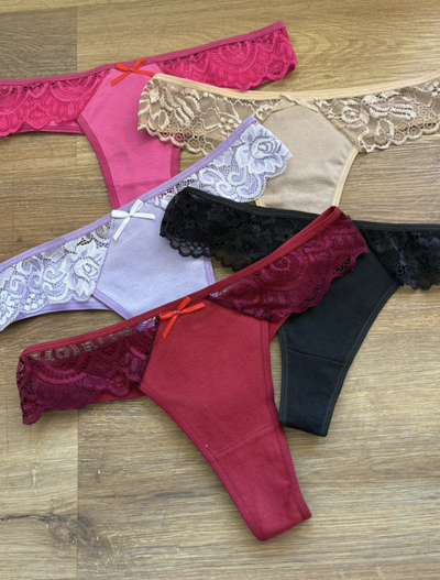 Colaless Judit.