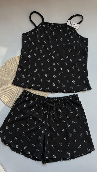 Pijama Amelia Florcitas Negro