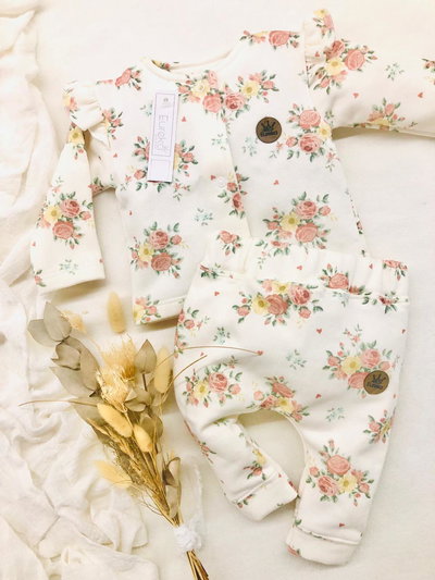 CAMPERA CREMA FLORCITAS