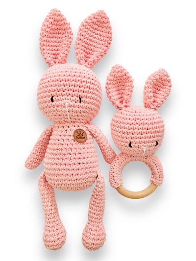 JUEGO DE CONEJITOS ROSA 32 CM Y 21 CM.