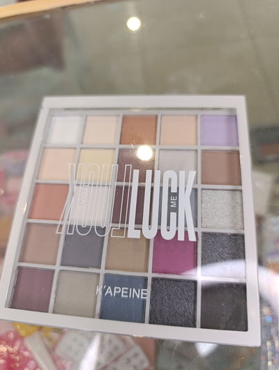 Paleta sombra luck me k'apeine 25 colores