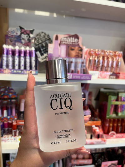 Perfume masculino imitación  Acqua di Gio  de Giorgio Armani. 