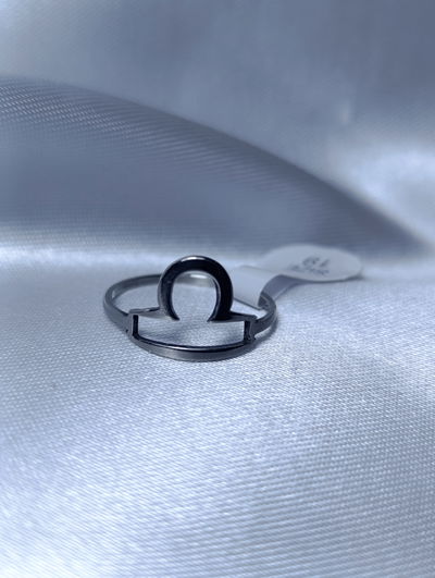 Anillo acero quirúrgico horóscopo libra