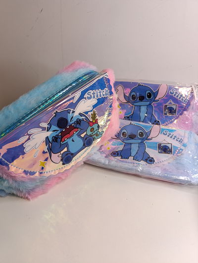 Portacosmético Stitch tornasol 