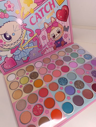 Paleta sombra labubu catch