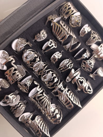 Anillo símbolo/ corazón/ alas