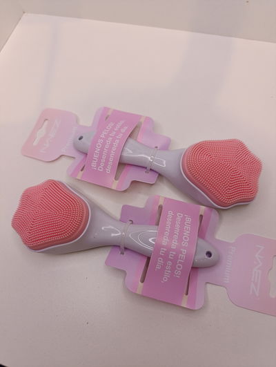 Cepillo facial exfoliante skincare 