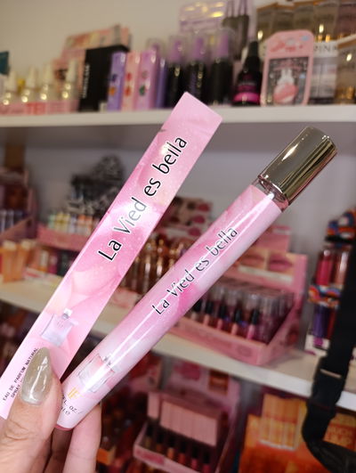 Perfume dama la vida es bella