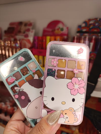 Paleta de sombras personajes infantiles 