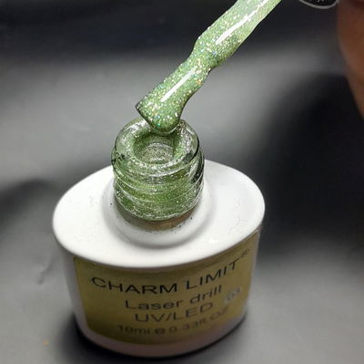 Esmalte Reflectivo Charm Limit Tono 03