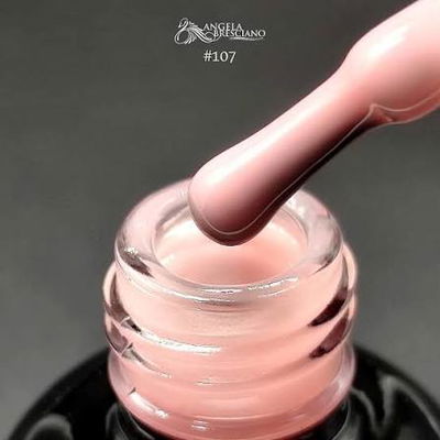 Base correctiva angela bresciano tono cover