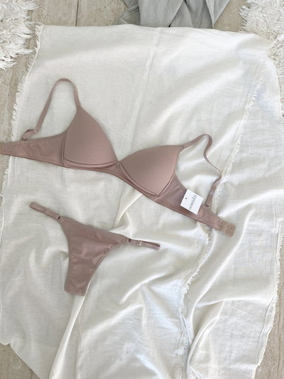 Conjunto Tasa Soft Nude BK Sin Aro