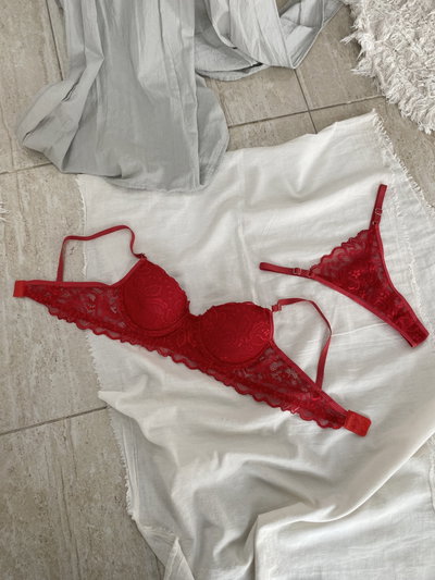 Anastacia Rojo