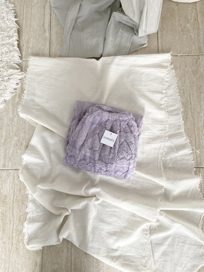 Pantalón Peluche Efecto Corazón Lila (Talle ÚNICO - abarcan de un s a xl)