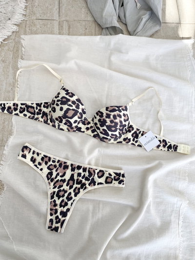 Conjunto Valen Print Crema 