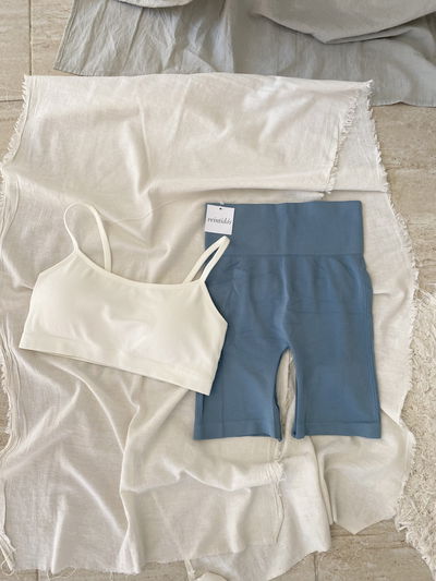 Short Beby Celeste (Sin Frunce)