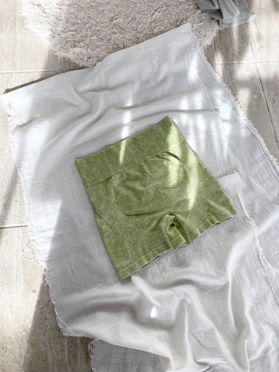 Calza Seamless Push Up Verde Prelavado