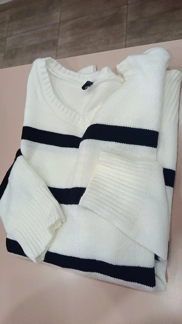 Sweter rayado
