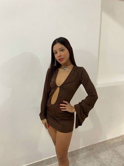 Vestido Malena Marrón. 
