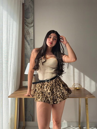 Short/Pollera Animal. 