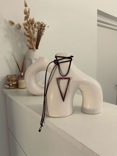 Collar Triangulo. 