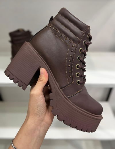 ART ROMI TACHAS ||cuero vacuno||