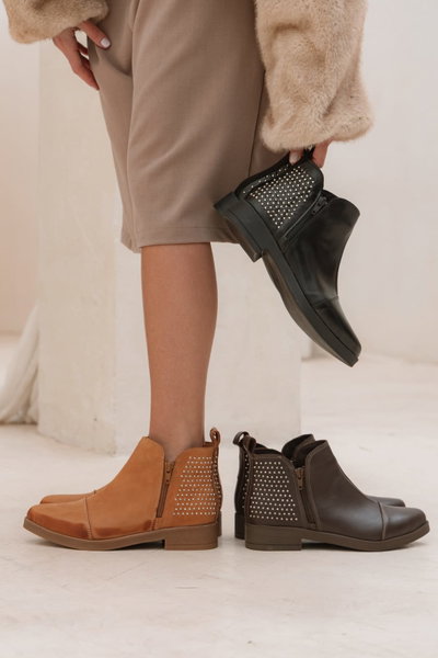 LONDRA ||cuero vacuno+tachas||