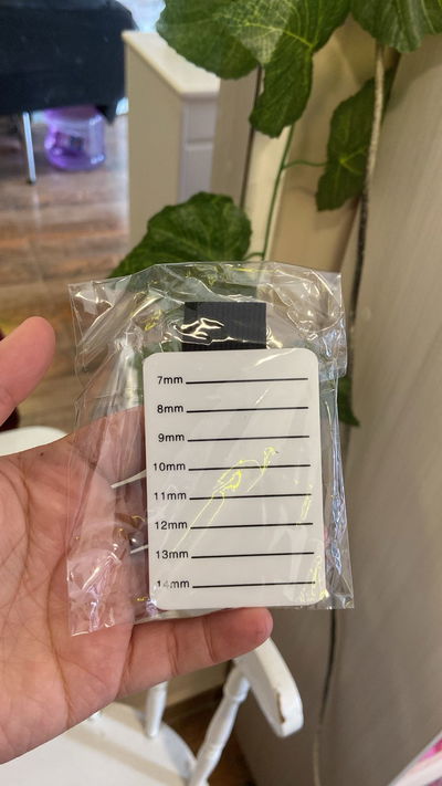 Muñeca porta extensiones 