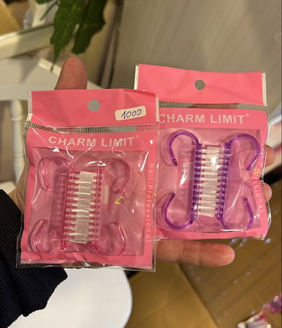 Cepillo De Uñas Acrílico Mango Abierto Marca charm limit x2