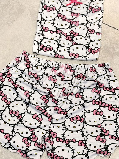 Pijama dos piezas talle especial Kitty