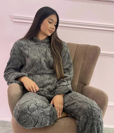 Pijama importado con capucha grey
