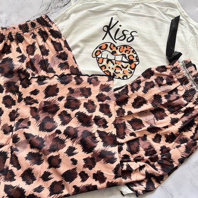 Pijamas 3 piezas kiss animal print