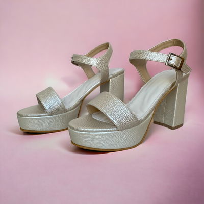 Sandalias Lupe Perla (39)