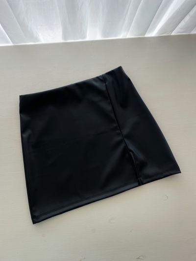 Mini clasic con tajo - talle 1