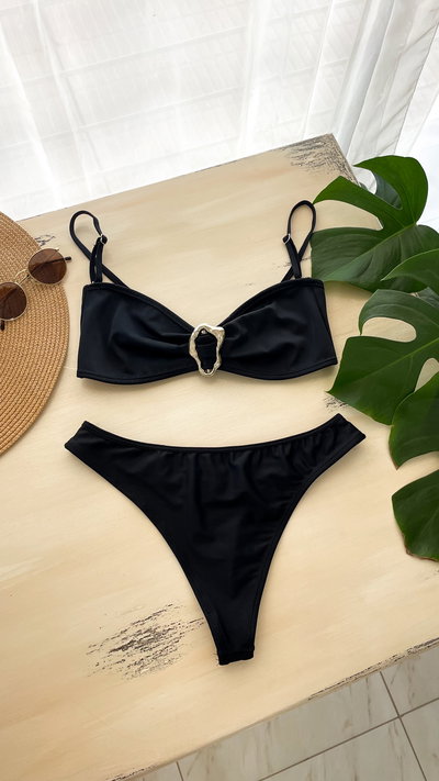 Bikini calidad premium  - talle 4 (95/100)