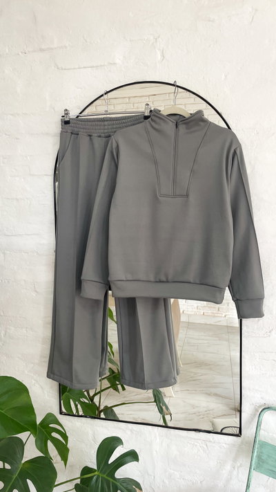 Conjunto - frisado