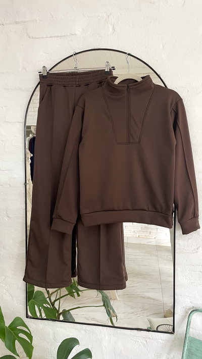 Conjunto - frisado