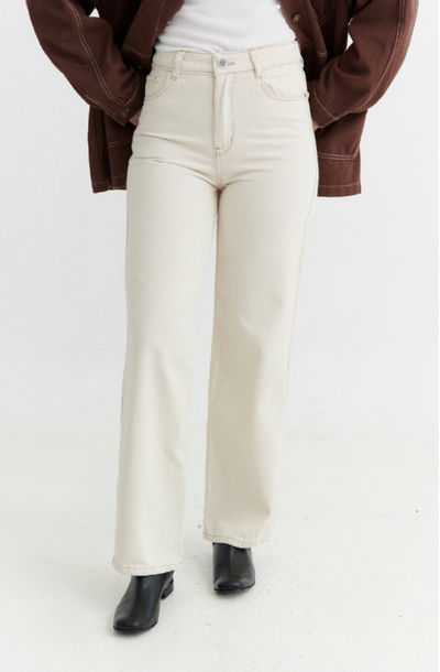 Jeans crema rígido y recto - tiro alto