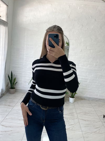 Suéter chomba con rayas-talle S/M