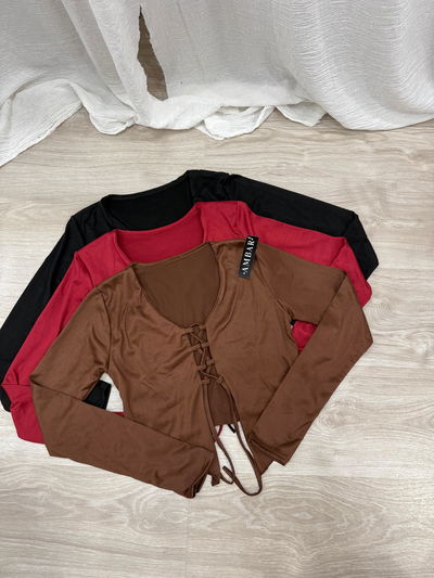 Top modal gamuzado entrelazado