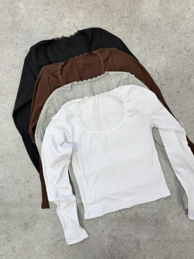 Remera Delfina