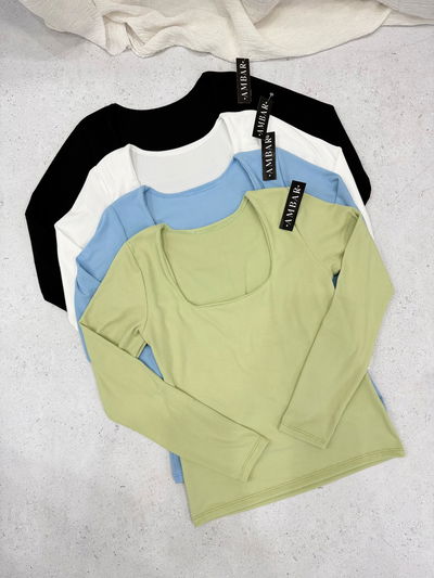Remera de morley escote cuadrado