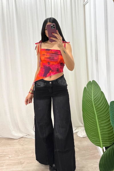 Top de lycra batik con pico 