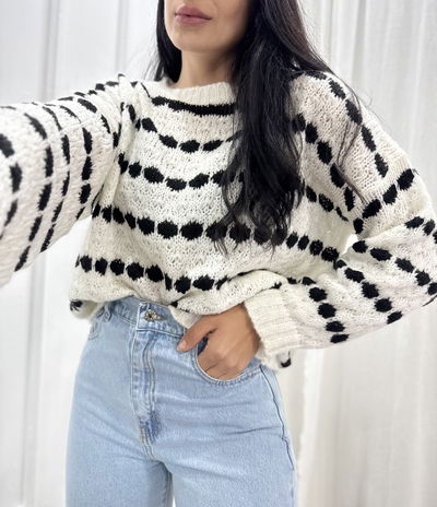Sweater de lana cuello redondo combinado    