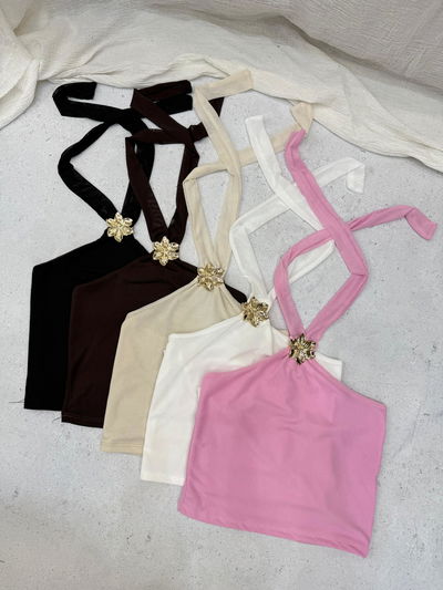 Top de microtul con aplique flor 